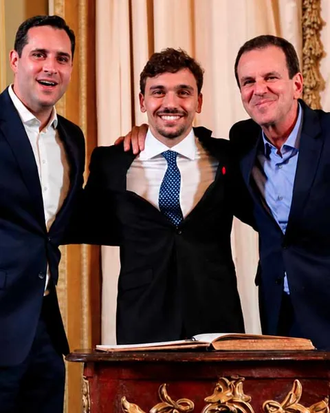 Eduardo Cavaliere, João Pires e Eduardo Paes na posse do secretariado